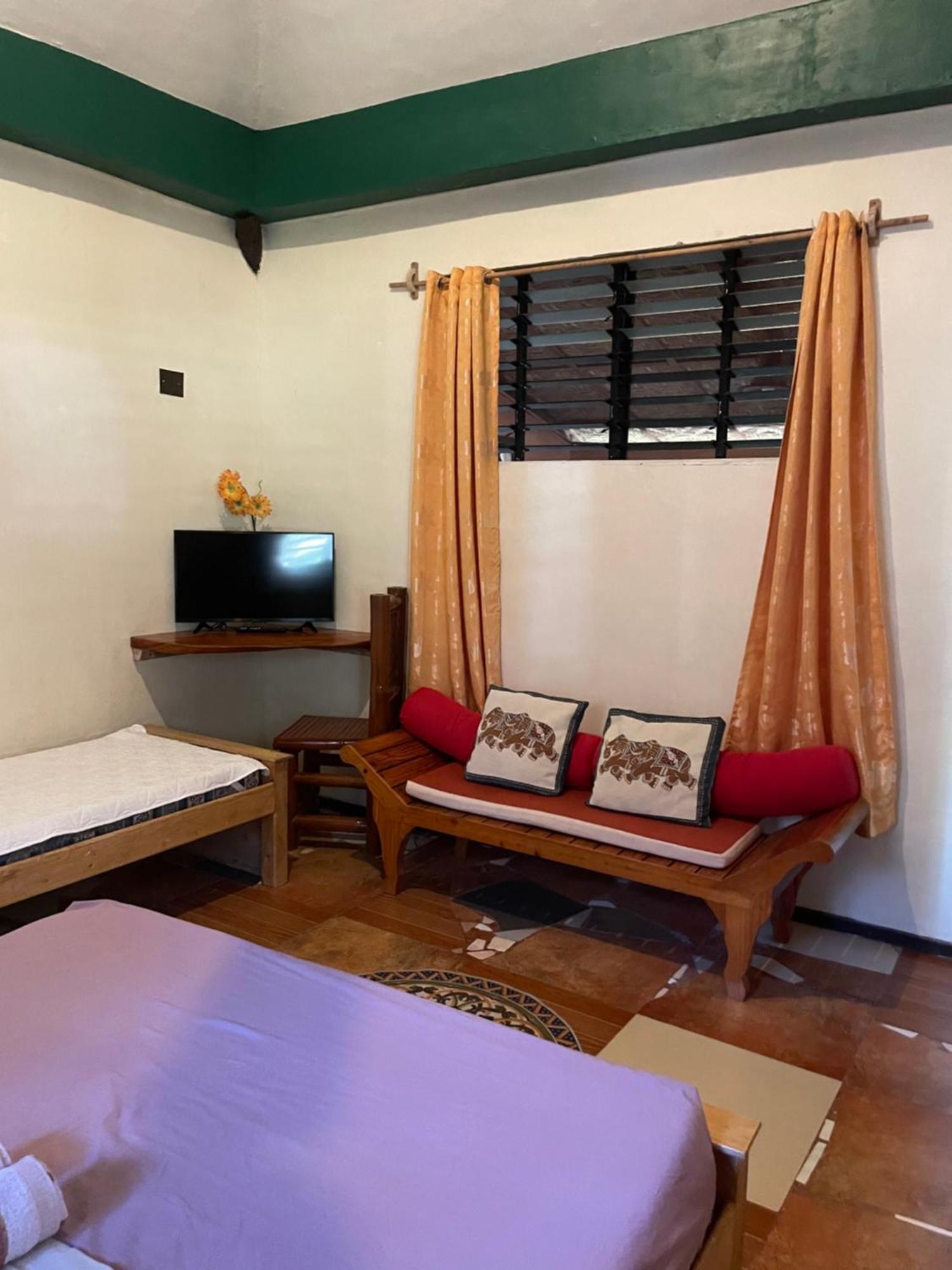 Chelle'S Guesthouse And Backpackers Siquijor Εξωτερικό φωτογραφία
