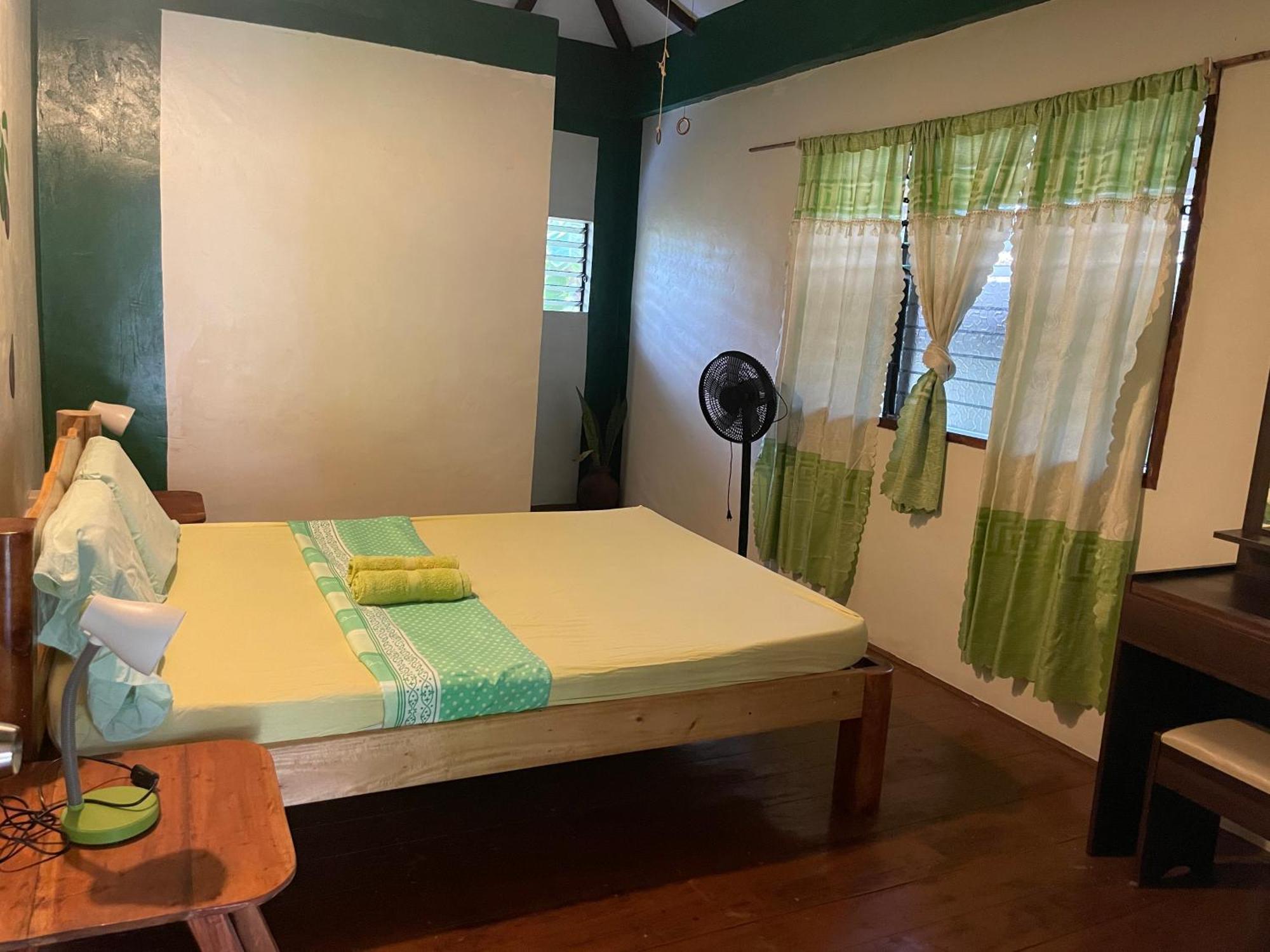 Chelle'S Guesthouse And Backpackers Siquijor Εξωτερικό φωτογραφία